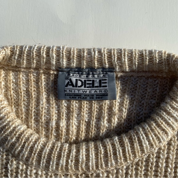 Vintage Knit Sweater - Picture 3 of 6